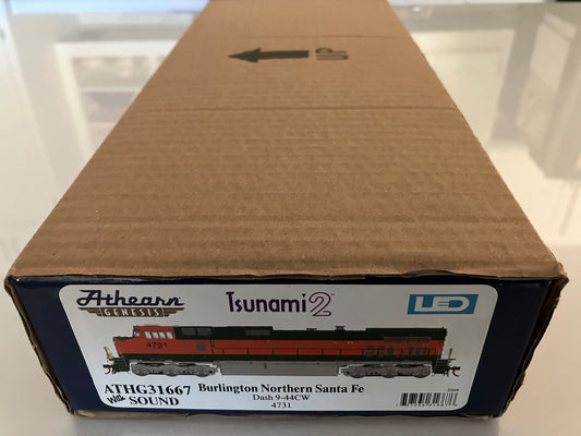 ATHG31667 Athearn Genesis Dash 9-44CW Locomotive, BNSF#4731 w/DCC & Tsunami2 Sound