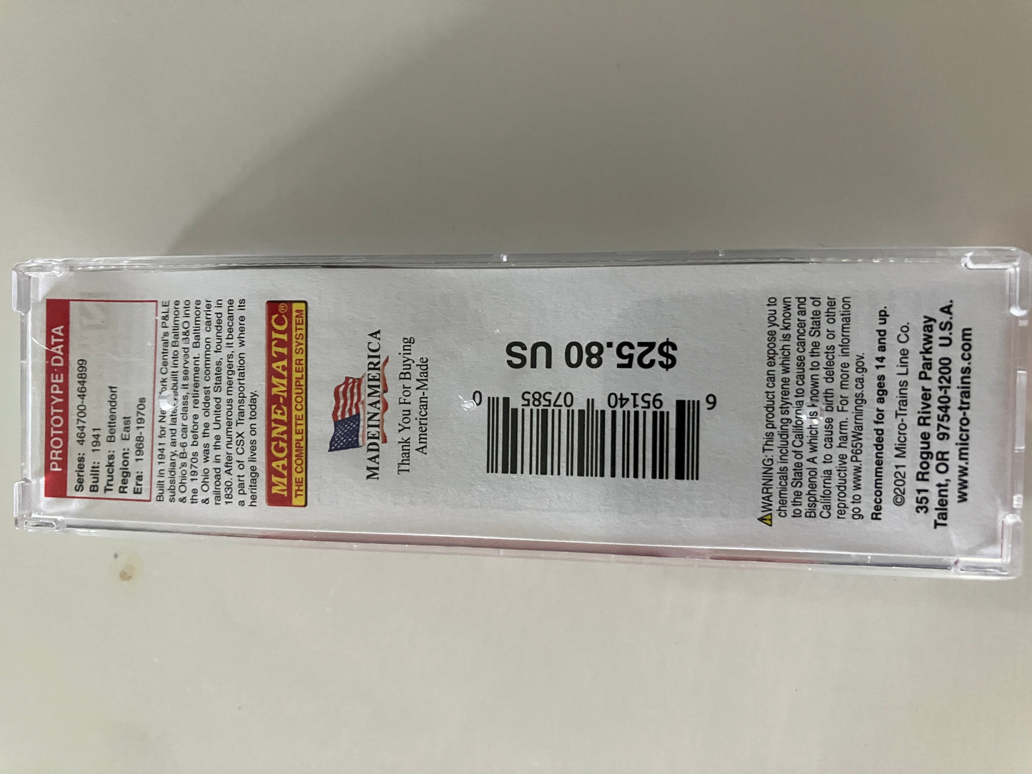 N-Scale - MT07300290 MicroTrains Baltimore & Ohio 40' Std Boxcar #464874 (No Roofwalk)