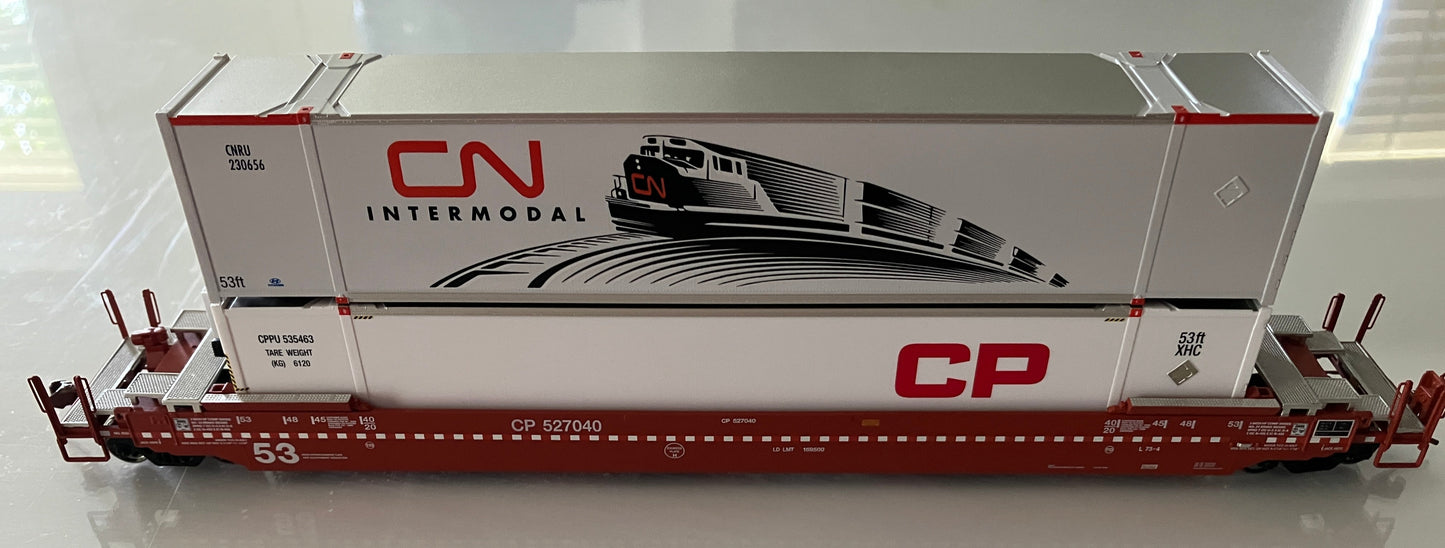 R401001 Rapido Gunderson Husky-Stack w/2 Containers, Canadian Pacific #527040
