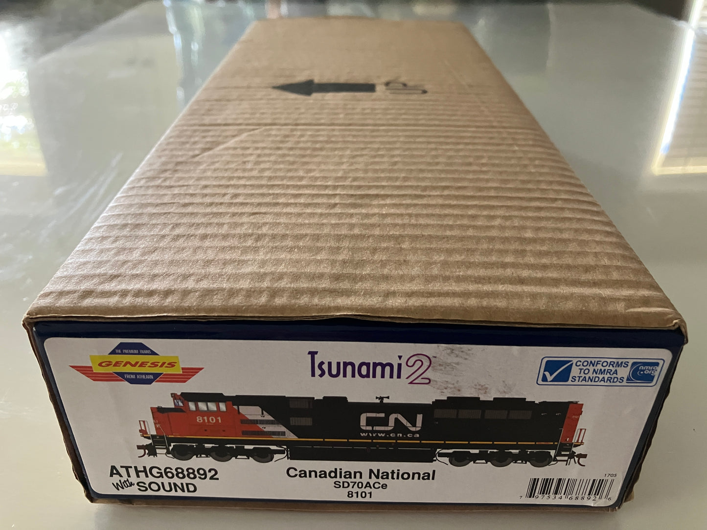 ATHG68892 Athearn Genesis SD70ACe w/DCC & Tsunami2 Sound, Canadian National #8101