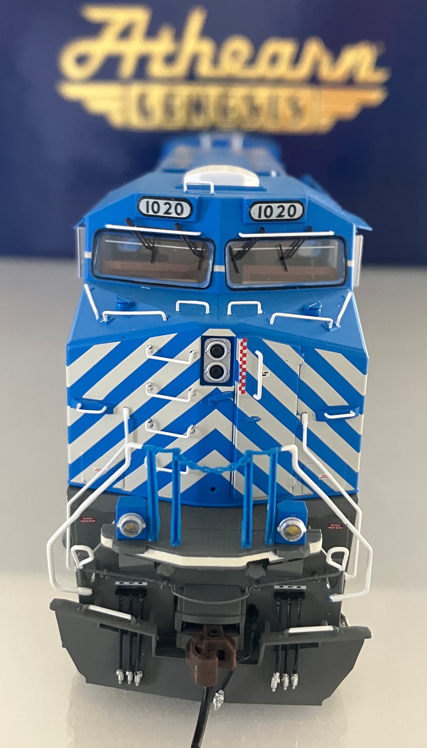 ATHG31645 Athearn Genesis G2 AC4400CW, CEFX #1020 w/DCC & Tsunami2 Sound