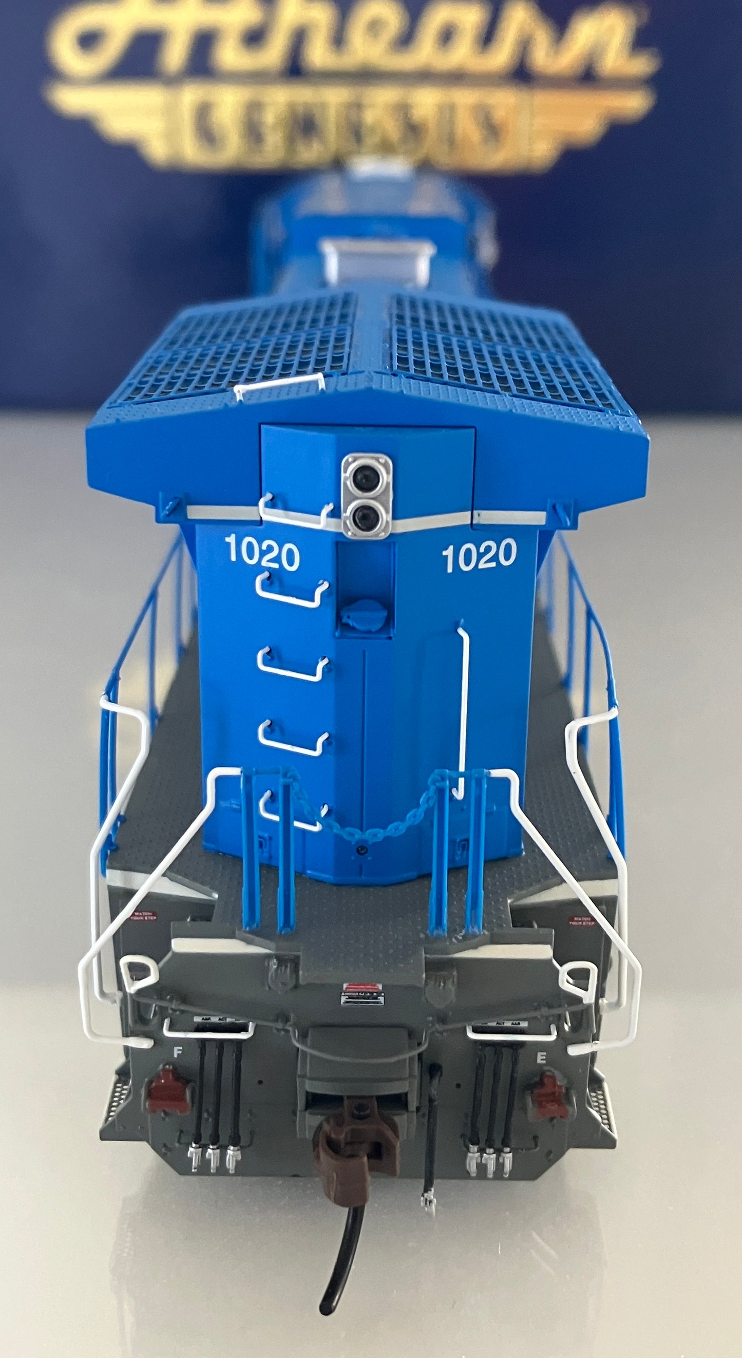 ATHG31645 Athearn Genesis G2 AC4400CW, CEFX #1020 w/DCC & Tsunami2 Sound