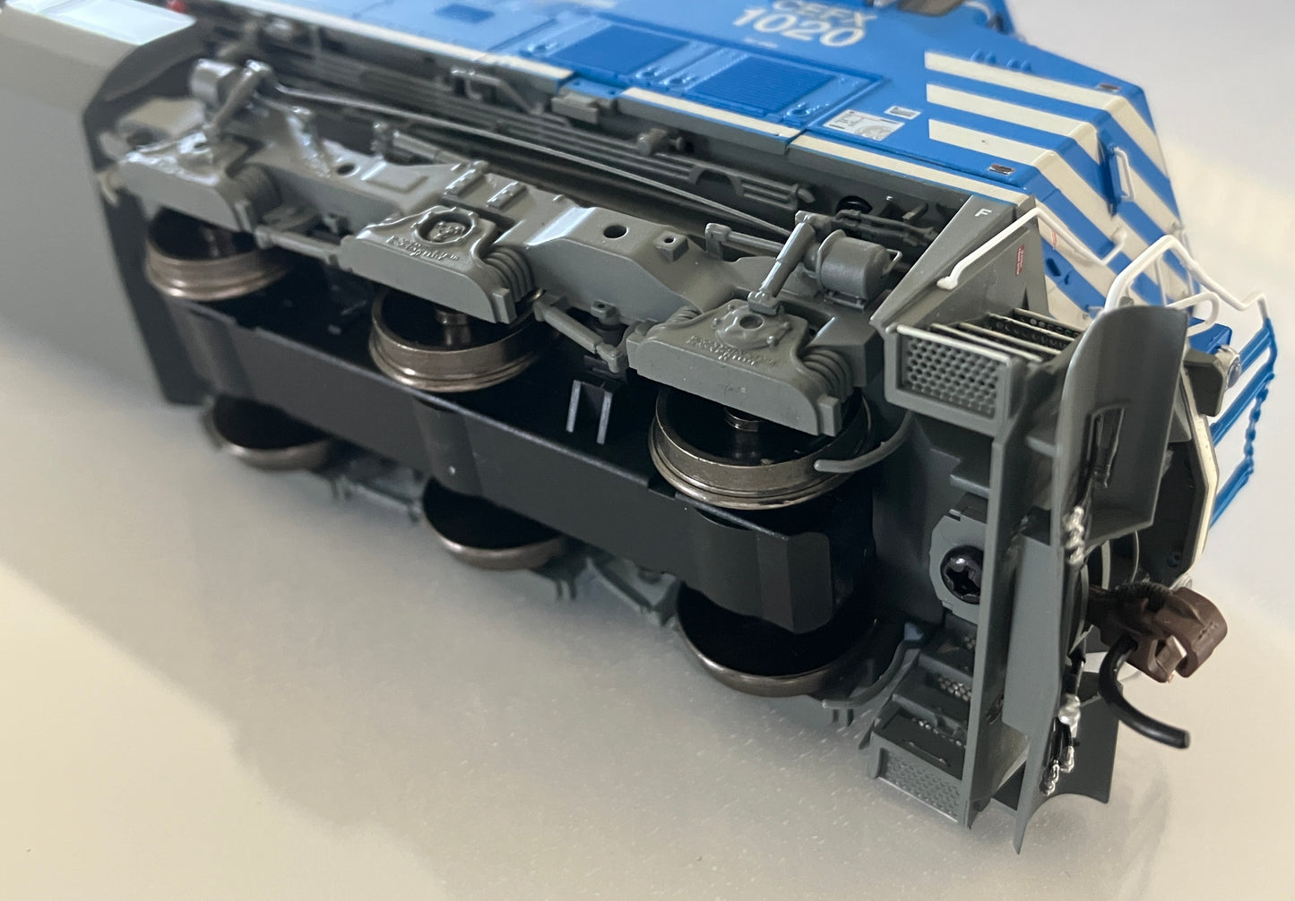 ATHG31645 Athearn Genesis G2 AC4400CW, CEFX #1020 w/DCC & Tsunami2 Sound