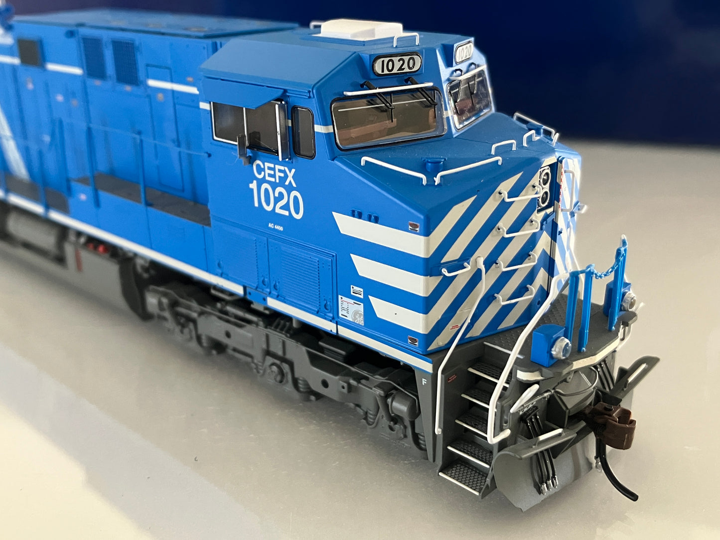 ATHG31645 Athearn Genesis G2 AC4400CW, CEFX #1020 w/DCC & Tsunami2 Sound