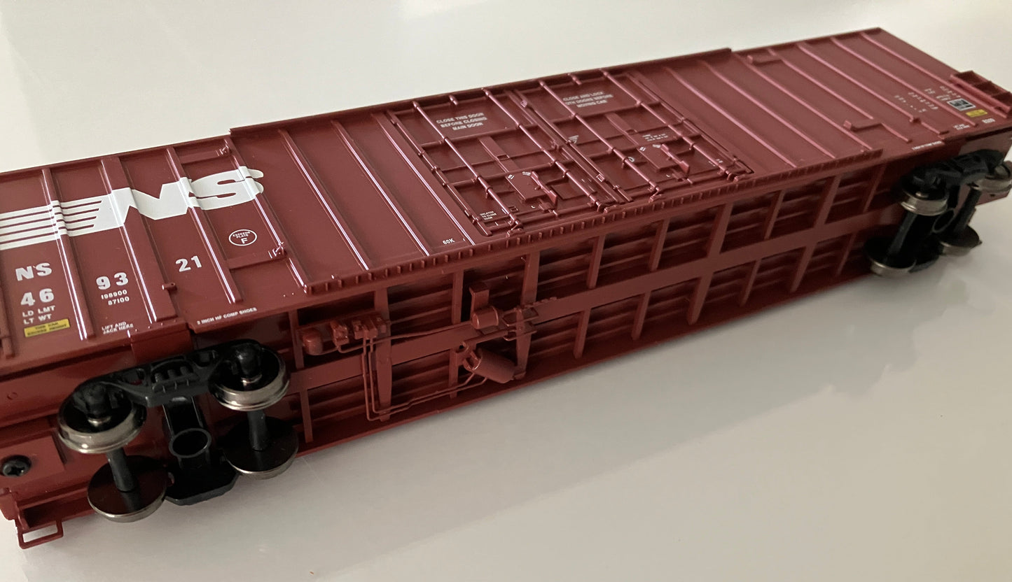 W910-2996 Walther's Mainline 60' Hi-Cube DD Plug Boxcar, NS #469321 (No Box)
