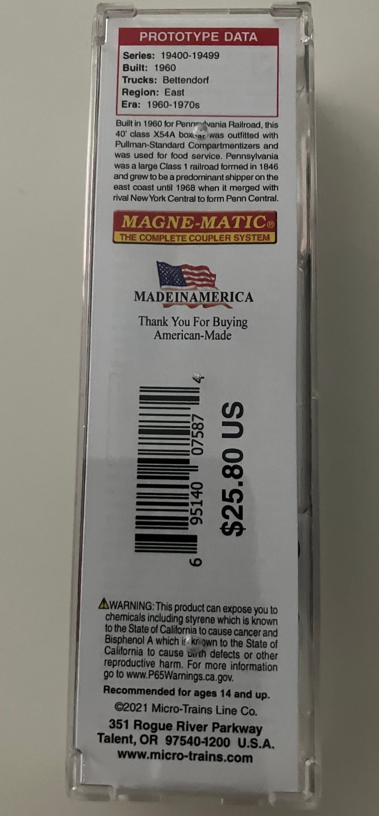N-SCALE - MT-021-00-610 Micro Trains 40' Insulated Plug Box Car, Pennsylvania RR #19492