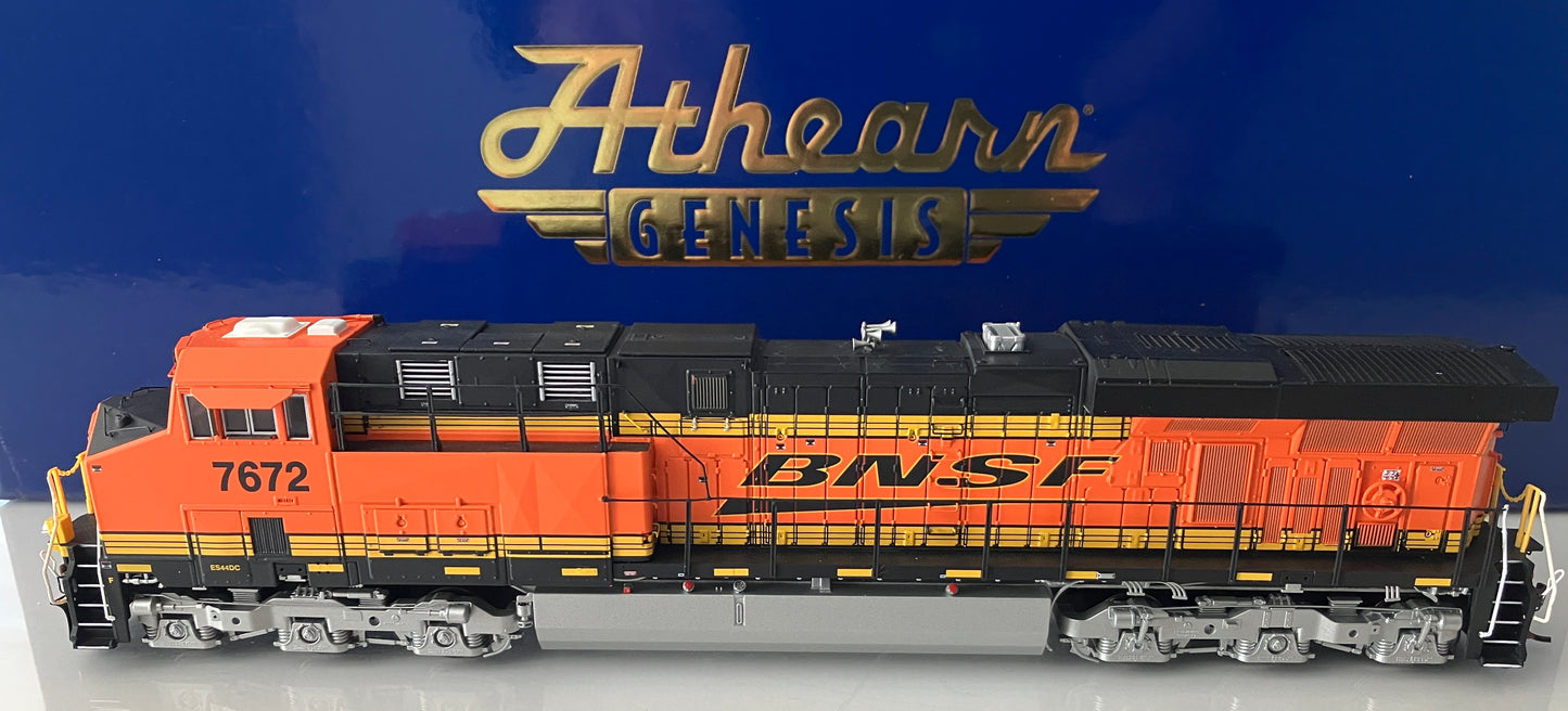 ATHG83199 Athearn Genesis ES44DC, BNSF #7672 w/DCC &Tsunami2 Sound