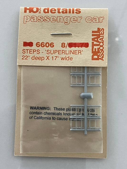 DA6606 Detail Associates Superliner Steps in HO Scale (8/pkg)